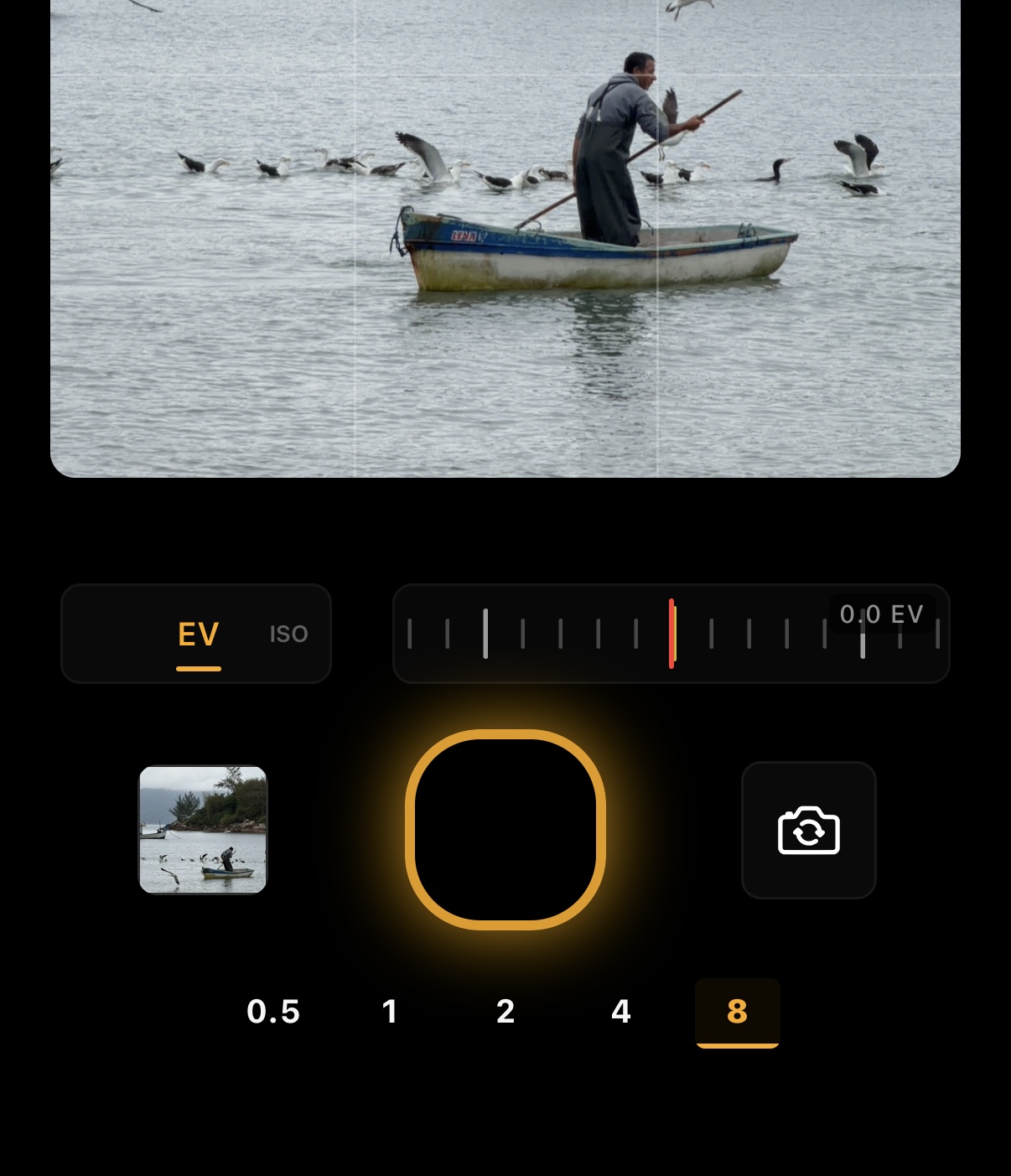 Lower controls with EV and ISO selector, exposure scale, yellow shutter and lenses from 0.5 to 8.